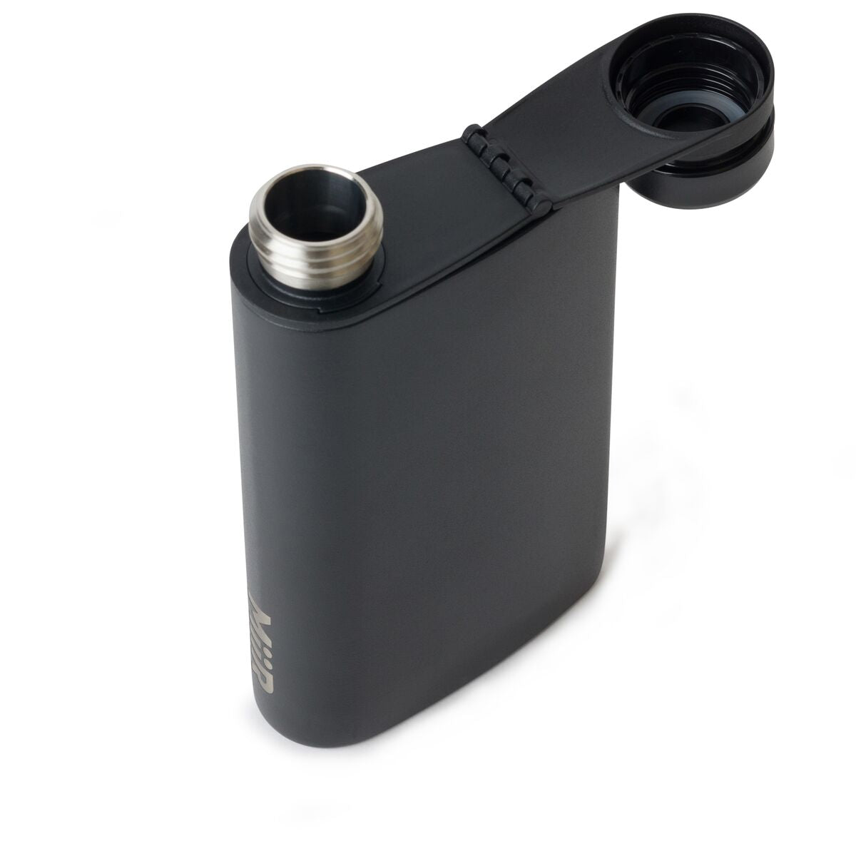 father-s-day-2026-flask-q5 WebPDP-Flask_Black_Studio_1022_45Deg_Open__FLK1SSOS002.jpg
